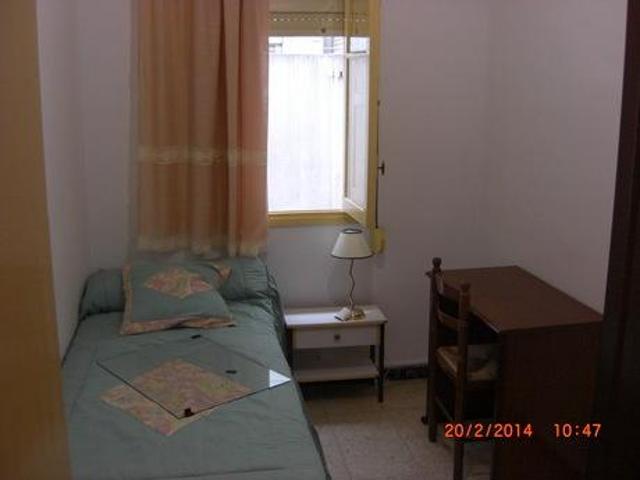 Piso en alquiler en San Pablo-Santa Justa, Sevilla