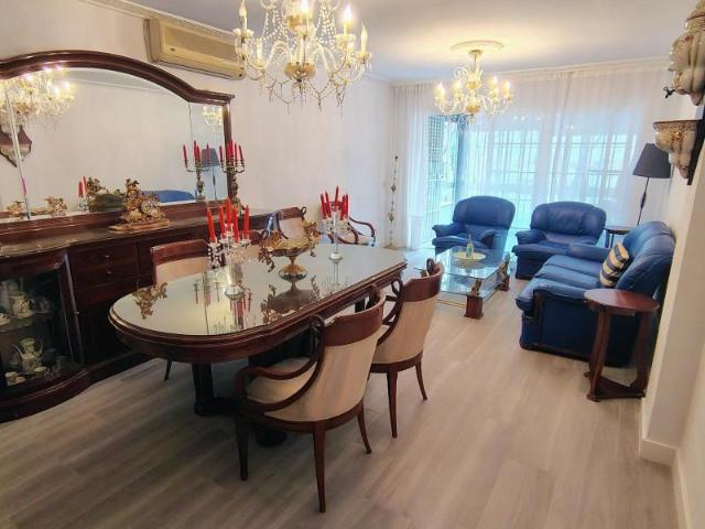 Piso en alquiler en Nervión, Sevilla