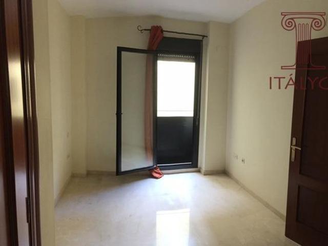 Piso en alquiler en Casco Antiguo, Sevilla