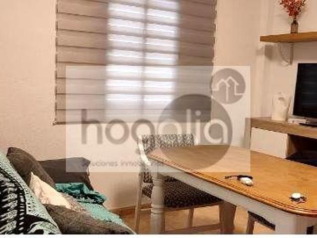 Piso en alquiler en Cerro-Amate, Sevilla