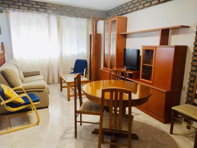 Piso en alquiler en Distrito Macarena, Sevilla