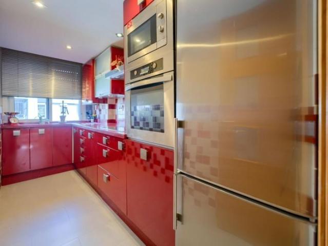 Piso en alquiler en Huerta de Santa Teresa, Sevilla