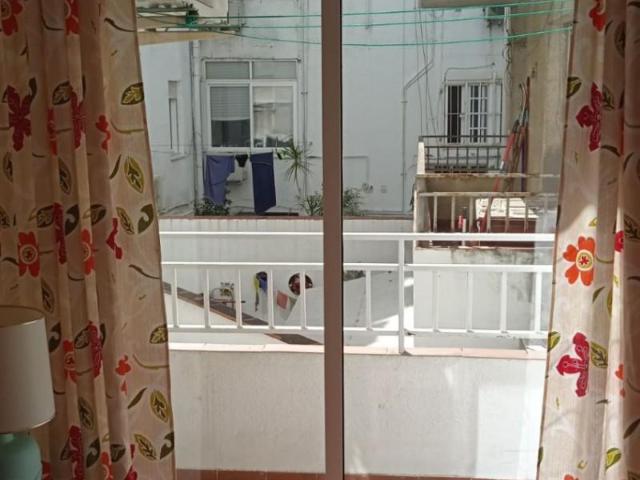 Piso en alquiler en Los Remedios, Sevilla