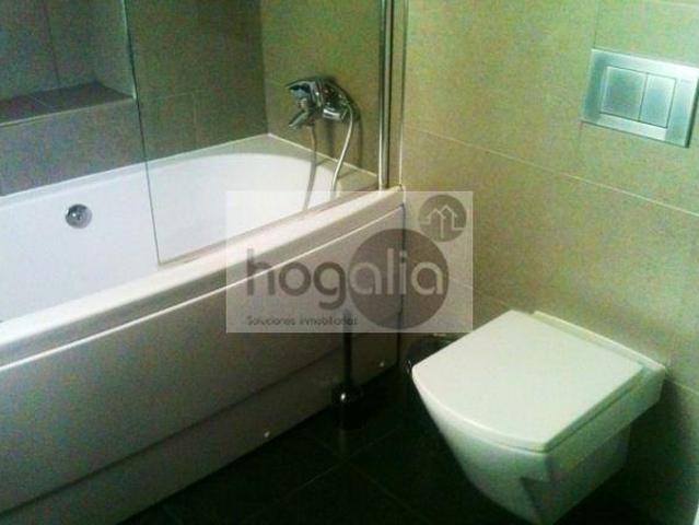 Piso en alquiler en Sevilla, El Cerezo