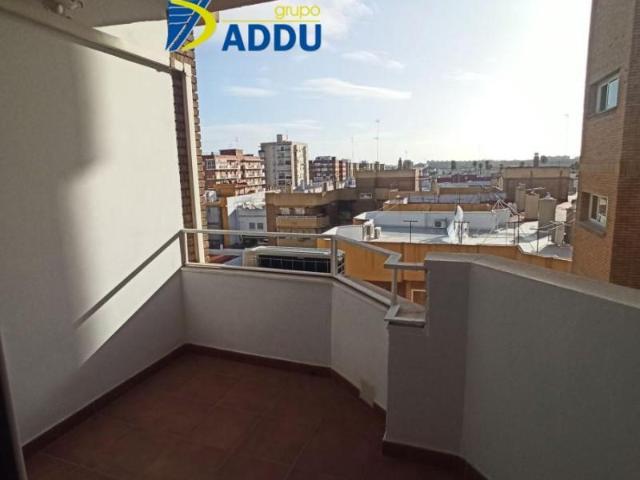 Piso en alquiler en Sevilla, Nervión
