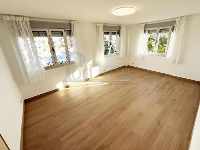 Piso en alquiler en Sevilla, Andalucía