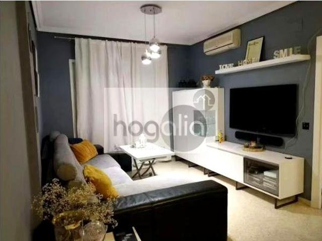 Piso en alquiler en Cerro-Amate, Sevilla