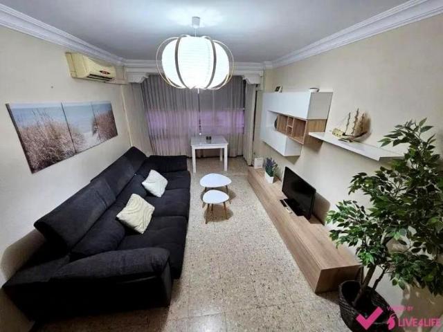 Piso en alquiler en Sevilla, Las Avenidas
