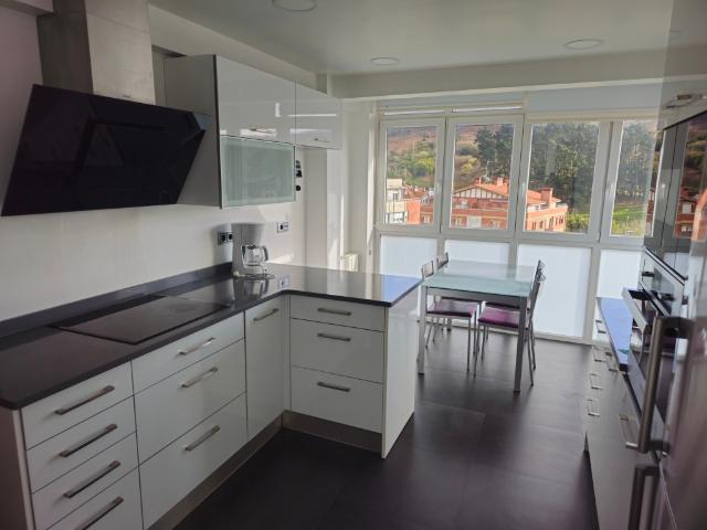 Villa en venta en Sopelana