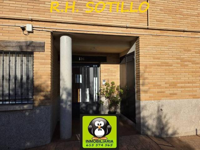 Piso en alquiler en Sotillo De La Adrada