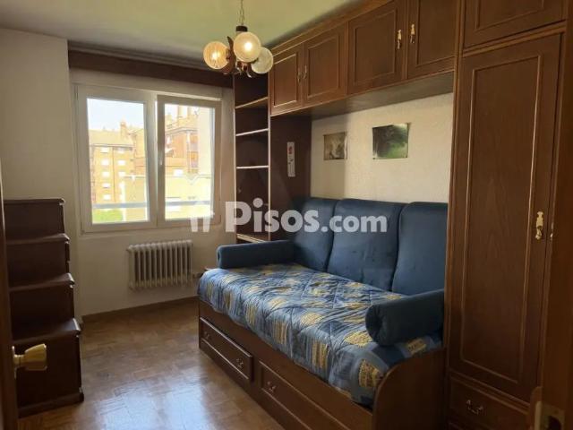 Apartamento en alquiler en Centro, León