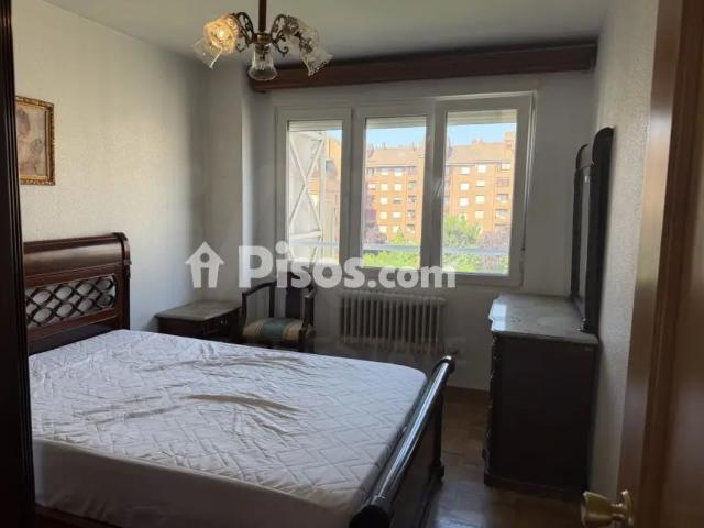 Apartamento en alquiler en Centro, León