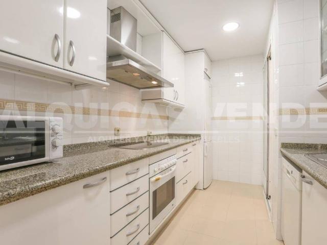 Piso en alquiler en Tomares