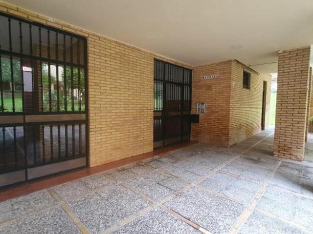 Piso en alquiler en Santa Eufemia, Tomares