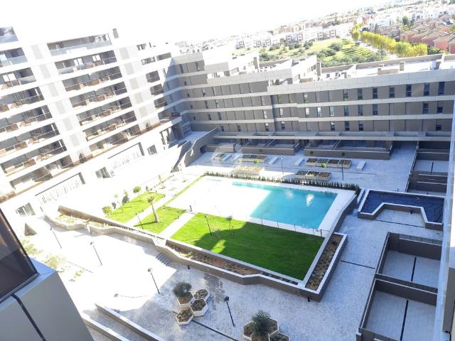 Apartamento en alquiler en Tomares, Andalucía