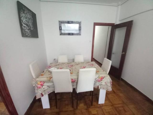 Piso en alquiler en Torrelavega, Cantabria