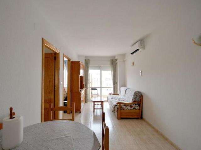 Piso en alquiler en Torrevieja, Valencia