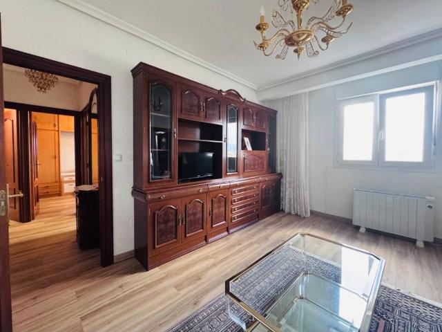 Piso en alquiler en Cuatro Caminos, Santander