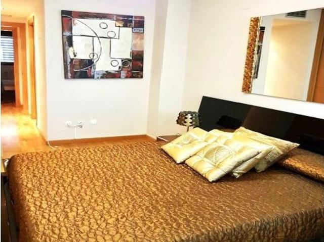 Piso en alquiler en Valencia De Las Torres, Penya-roja