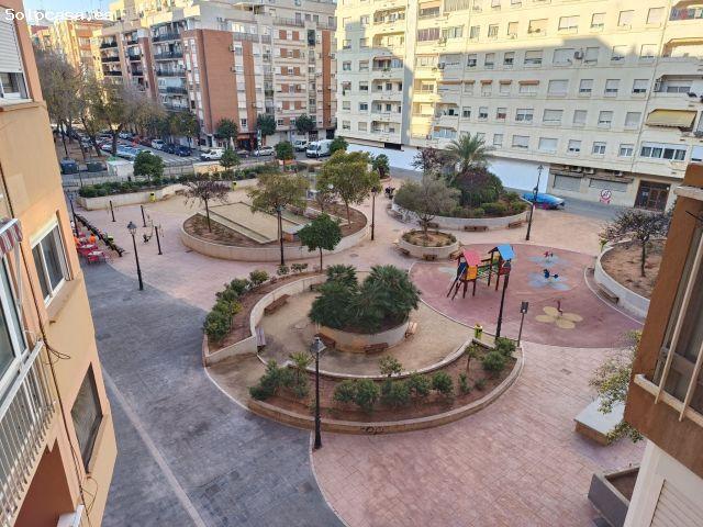 Piso en alquiler en Valencia De Las Torres, España