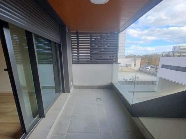 Piso en alquiler en Valencia De Las Torres, Malilla