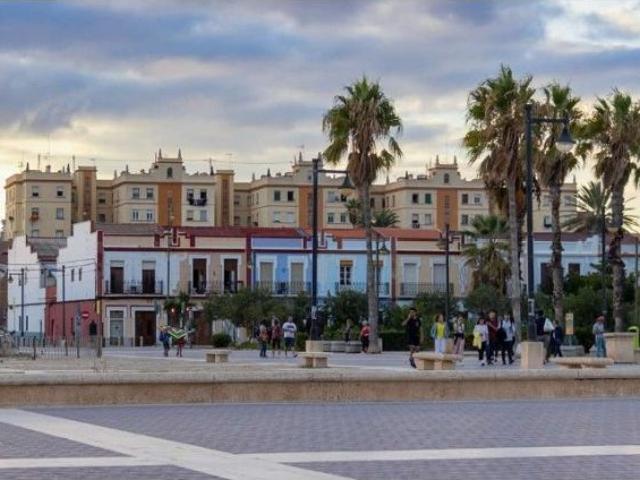 Piso en alquiler en Valencia De Las Torres, Extremadura