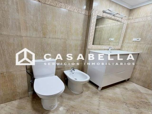 Piso en alquiler en Valencia De Las Torres, Extremadura