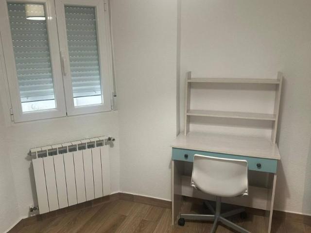 Piso en alquiler en Valladolid, La Antigua - Santa Cruz