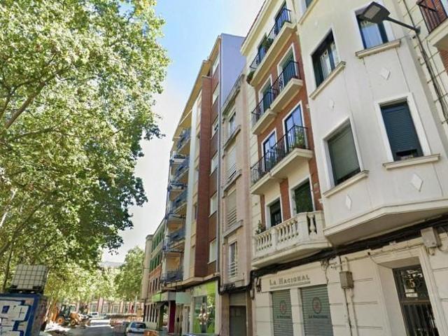 Piso en alquiler en Huerta del Rey, Valladolid