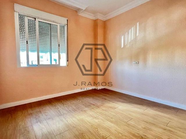 Piso en alquiler en Capuchinos, La Axarquía