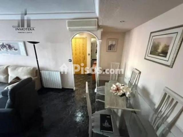 Apartamento en alquiler en Distrito 4, Albacete