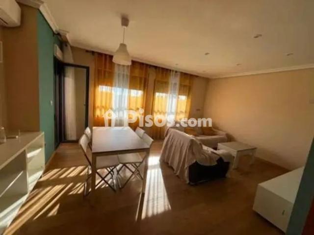 Apartamento en alquiler en Distrito 4, Albacete