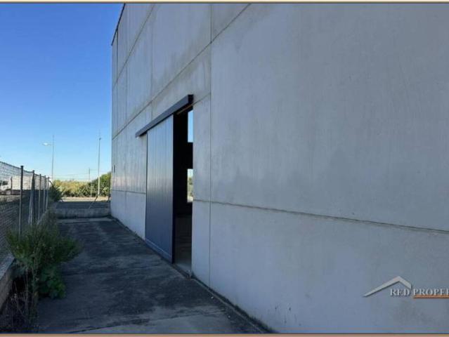 Local Comercial en alquiler en Villadangos Del Páramo, Castilla y León