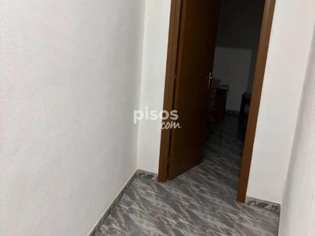 Apartamento en alquiler en Distrito 4, Albacete