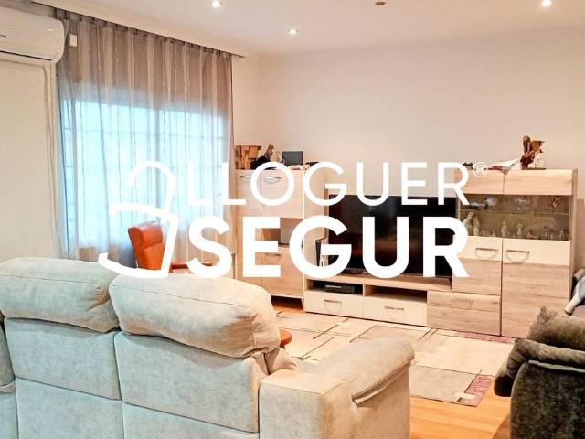 Piso en alquiler en Barri Centre, Sant Boi De Llobregat