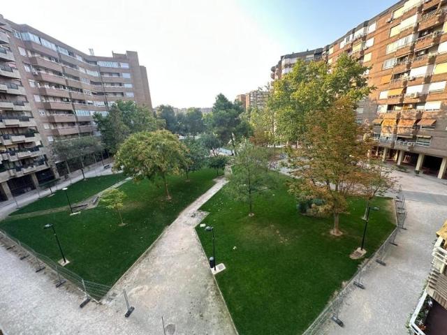 Piso en alquiler en Zaragoza, Centro