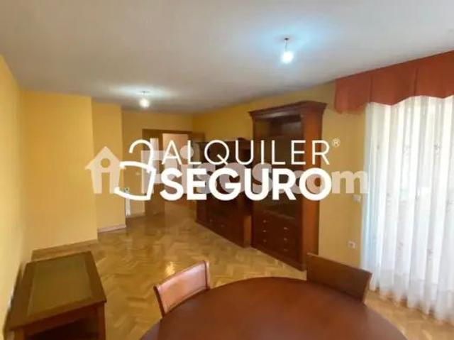 Apartamento en alquiler en Centro, Guadalajara