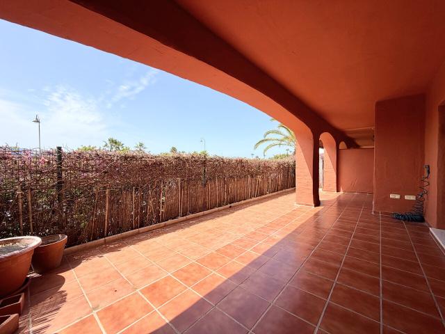 Piso en alquiler en Alcazaba Beach, Costa del Sol Occidental