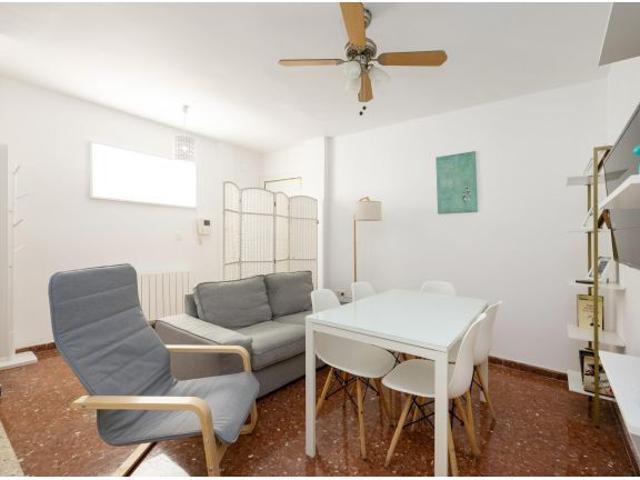 Piso en alquiler en La Granada, Cervantes