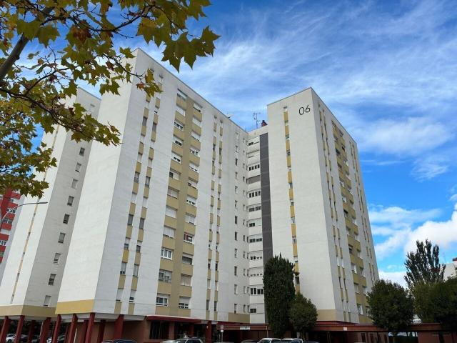 Piso en alquiler en Laguna De Duero, Valladolid