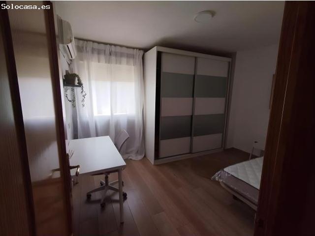 Piso en alquiler en Joaquina Eguaras, La Granada