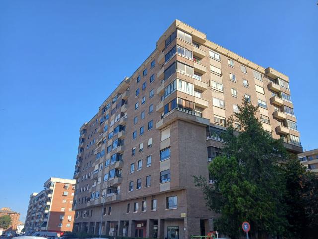 Apartamento en alquiler en Huerta Rosales, Tierra de Badajoz