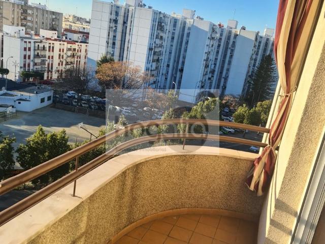 Piso en alquiler en San Pablo-Santa Justa, Sevilla