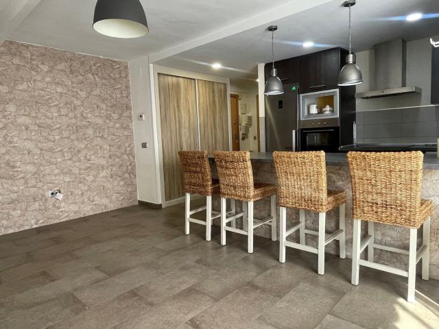Apartamento en alquiler en Distrito III, Alcalá De Henares