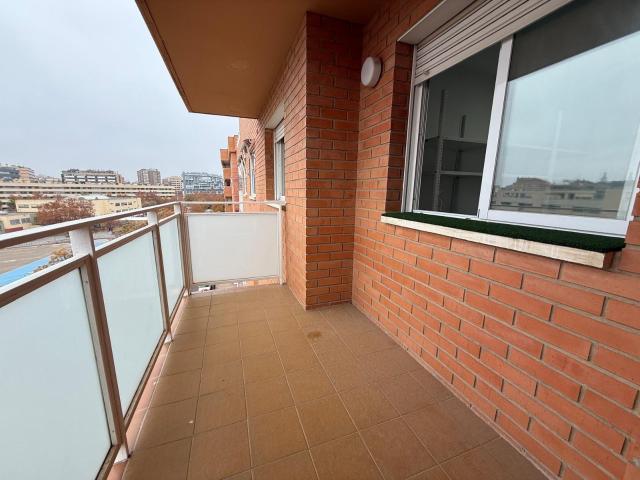Piso en alquiler en El Rabal, Zaragoza