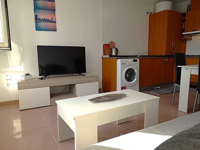 Piso en venta en Ares, Ferrol