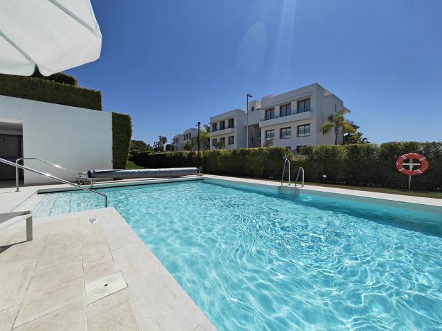 Piso en venta en Nueva Atalaya, Costa del Sol Occidental