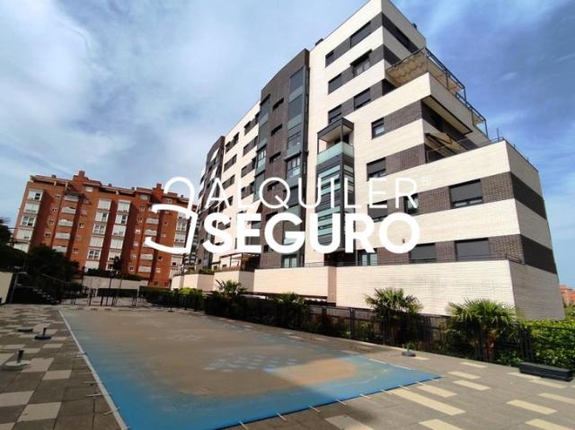 Apartamento en alquiler en Valdefuentes, Madrid