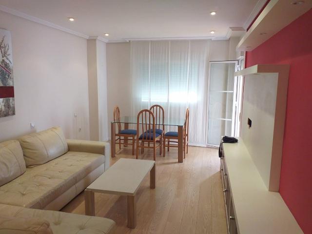 Piso en venta en San Luis, Almería