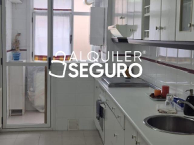 Apartamento en alquiler en Santa Olaya, Gijón